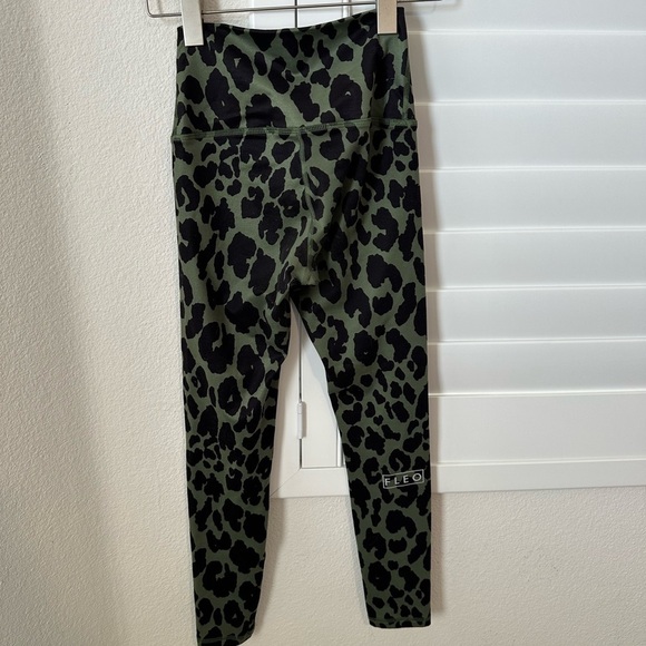 FLEO El Toro Bronze Leopard Legging XS - Picture 4 of 5